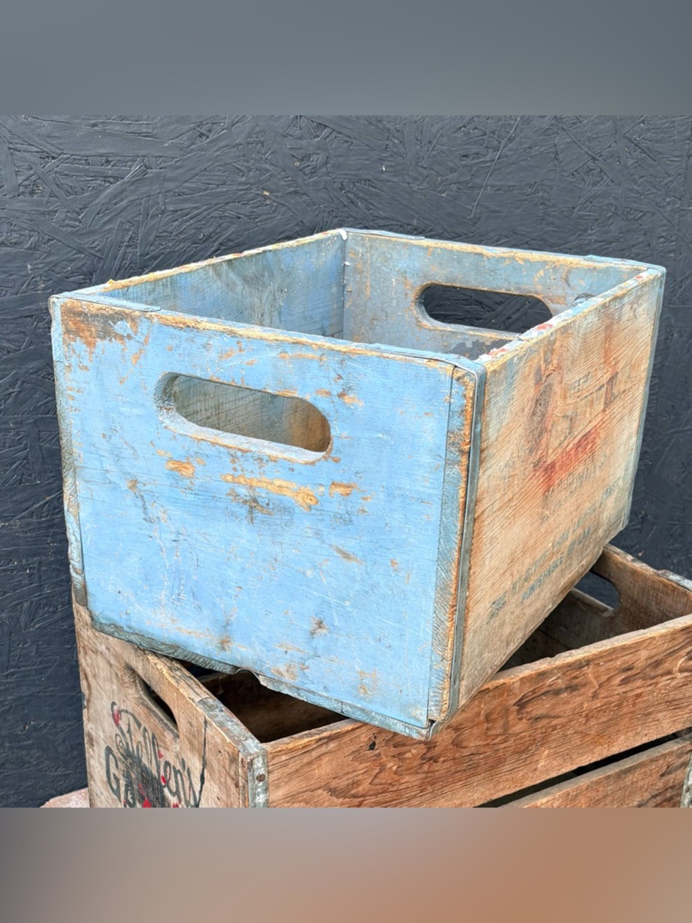 Vintage Wooden Apple Fruit Crate w/Handles Farmhouse Rustic Primitive VTG Retro
